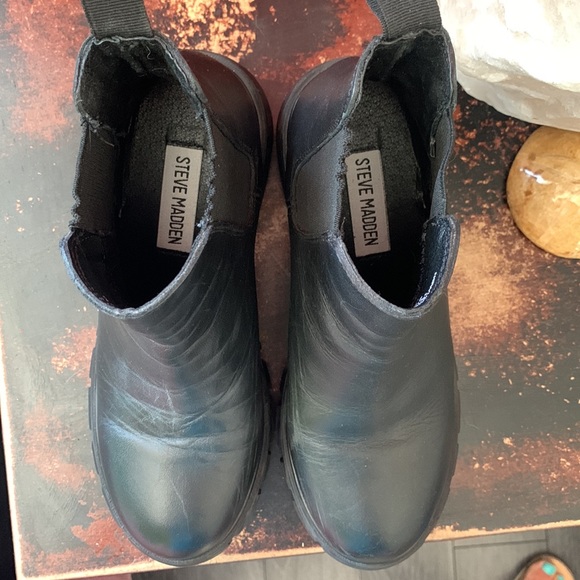 Steve Madden slip on Moto bootie 5 preowned - Picture 3 of 16